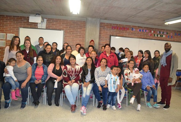 Actividad Tejiendo Comunidad